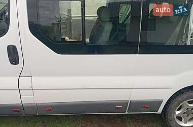 Мінівен Renault Trafic 2005 в 