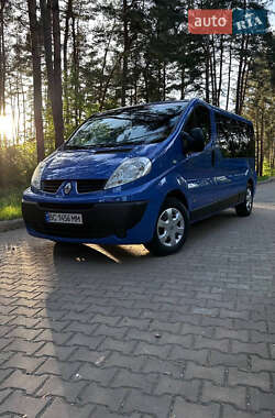 Мінівен Renault Trafic 2011 в 