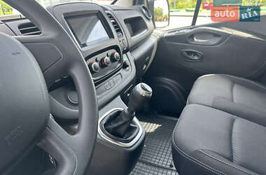 Вантажний фургон Renault Trafic 2022 в 