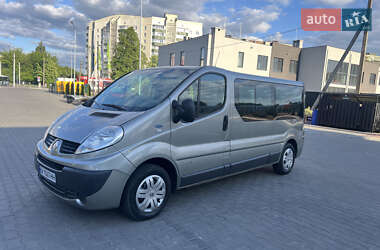 Мінівен Renault Trafic 2012 в 
