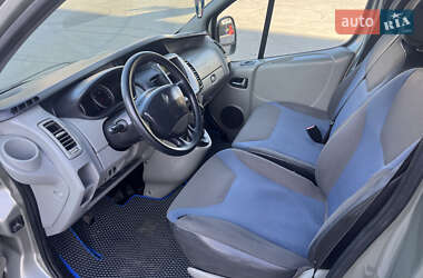 Мінівен Renault Trafic 2012 в 