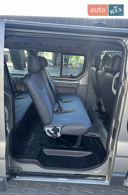 Мінівен Renault Trafic 2012 в 