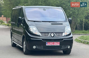 Мінівен Renault Trafic 2014 в 