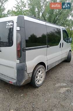 Мінівен Renault Trafic 2002 в 