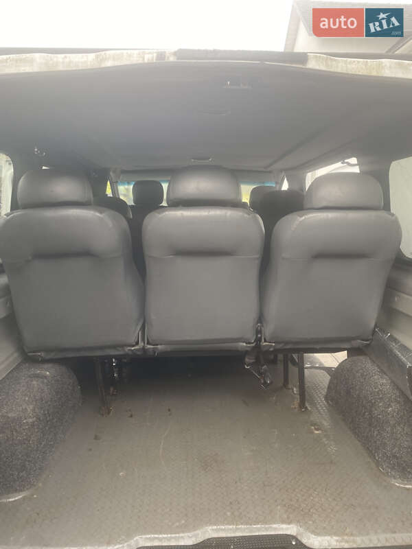 Минивэн Renault Trafic 2002 в Ровно