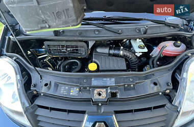 Вантажний фургон Renault Trafic 2013 в 