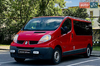 Минивэн Renault Trafic 2007 в Николаеве