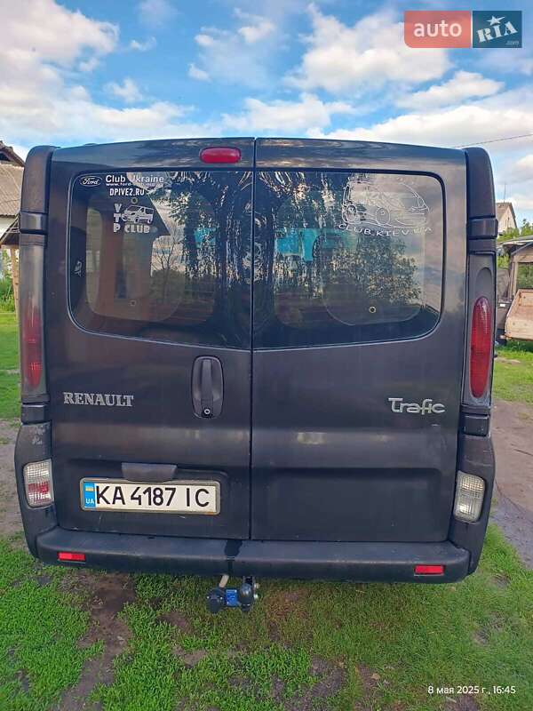 Минивэн Renault Trafic 2006 в Киеве фото 4 Минивэн Renault Trafic 2006 в Киеве