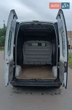 Грузовой фургон Renault Trafic 2006 в 