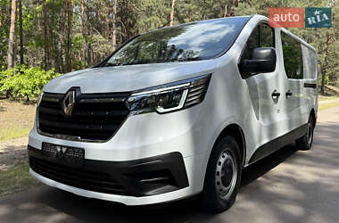 Вантажний фургон Renault Trafic 2023 в 