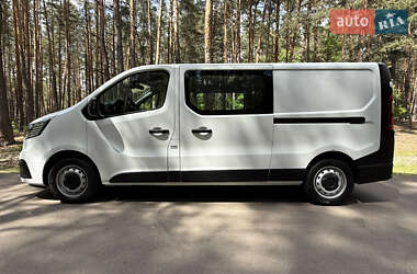 Вантажний фургон Renault Trafic 2023 в 