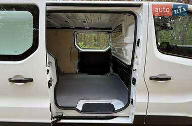 Вантажний фургон Renault Trafic 2023 в 