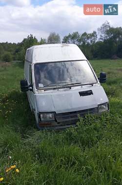 Вантажний фургон Renault Trafic 1997 в Івано-Франківську