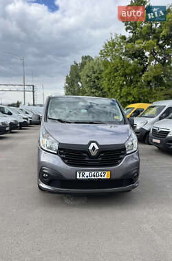 Мінівен Renault Trafic 2016 в 