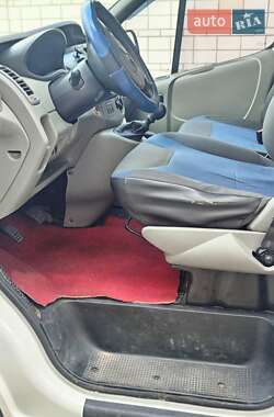 Вантажний фургон Renault Trafic 2012 в 