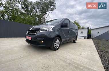Вантажний фургон Renault Trafic 2022 в 
