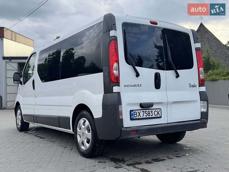 Мінівен Renault Trafic 2013 в Старокостянтинові
