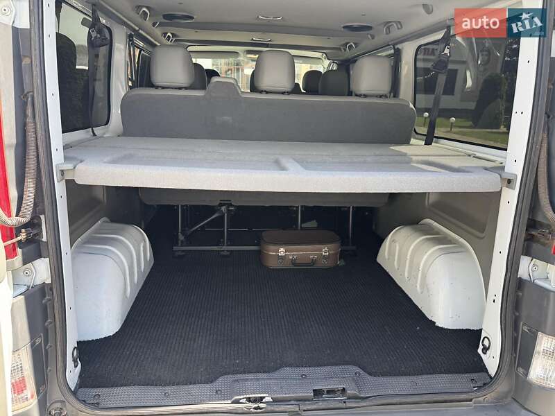 Мінівен Renault Trafic 2013 в Старокостянтинові