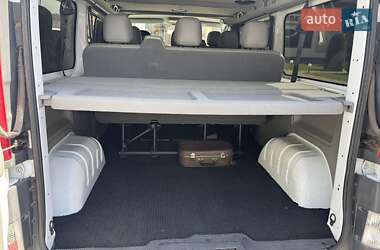 Минивэн Renault Trafic 2013 в 