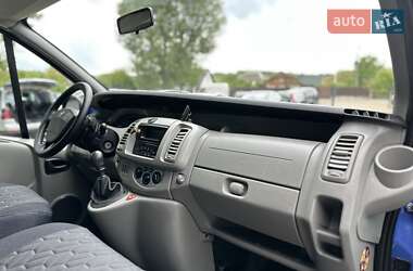 Минивэн Renault Trafic 2010 в 
