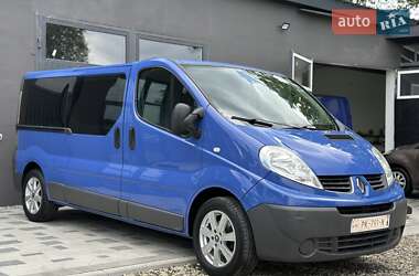 Минивэн Renault Trafic 2010 в 
