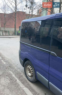Минивэн Renault Trafic 2005 в 
