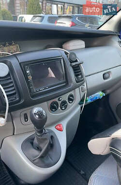 Минивэн Renault Trafic 2005 в 