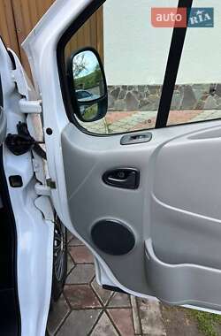 Мінівен Renault Trafic 2006 в 