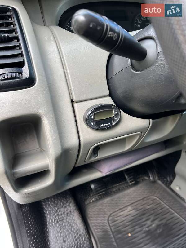 Мінівен Renault Trafic 2006 в Коломиї