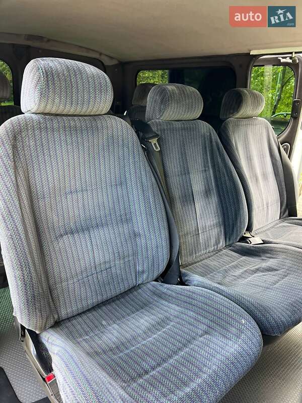 Мінівен Renault Trafic 2006 в Коломиї