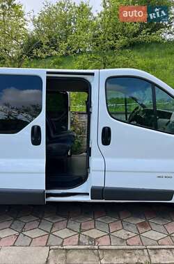 Мінівен Renault Trafic 2006 в 