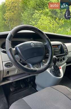 Мінівен Renault Trafic 2006 в 