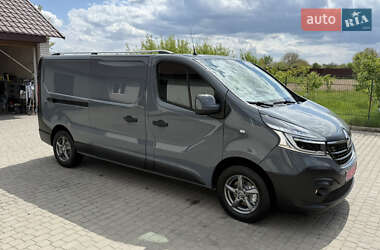 Грузовой фургон Renault Trafic 2020 в 