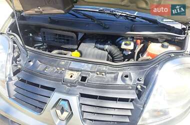 Минивэн Renault Trafic 2008 в 