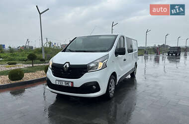 Мінівен Renault Trafic 2017 в Хусті
