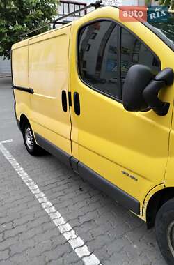 Вантажний фургон Renault Trafic 2003 в 