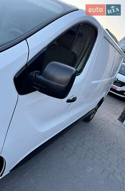 Грузовой фургон Renault Trafic 2020 в 