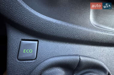 Грузовой фургон Renault Trafic 2020 в 