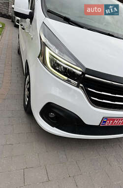 Вантажний фургон Renault Trafic 2021 в 