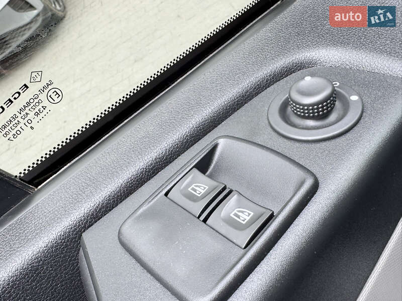 Минивэн Renault Trafic 2018 в Дубно