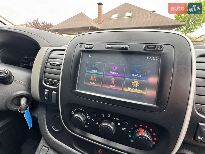 Минивэн Renault Trafic 2018 в Дубно