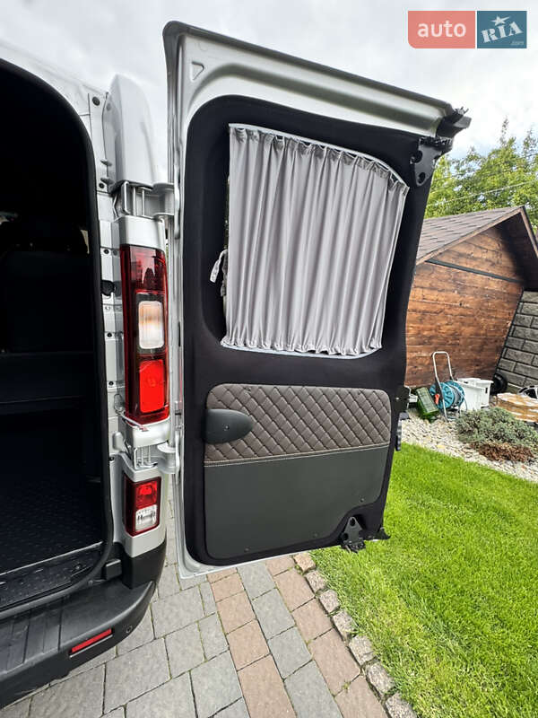 Минивэн Renault Trafic 2018 в Дубно
