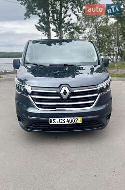 Грузовой фургон Renault Trafic 2023 в Буче