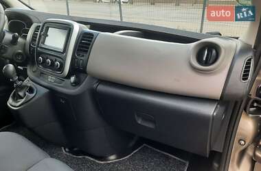 Мінівен Renault Trafic 2017 в 
