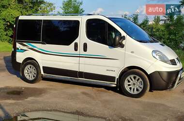 Минивэн Renault Trafic 2010 в 