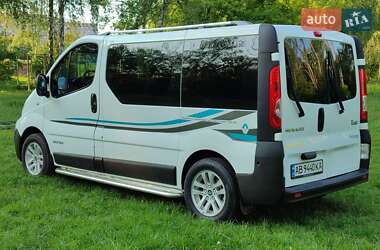 Минивэн Renault Trafic 2010 в 