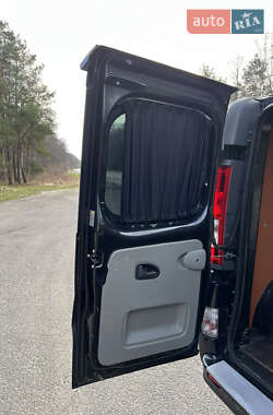 Вантажний фургон Renault Trafic 2013 в 