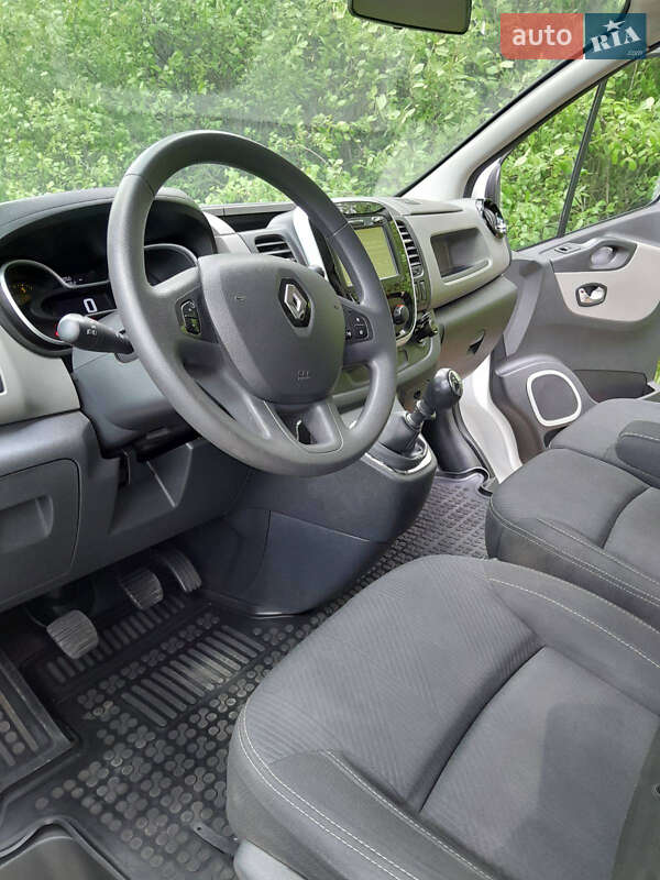 Грузовой фургон Renault Trafic 2016 в Запорожье