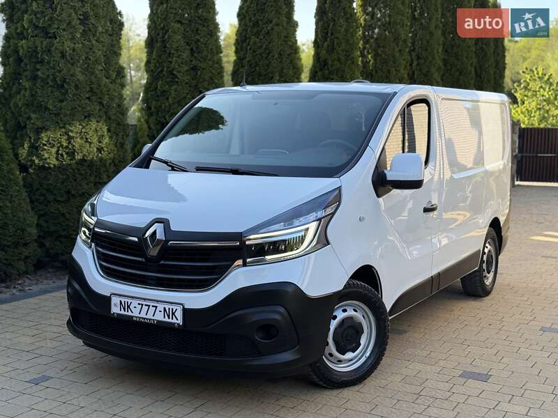Грузовой фургон Renault Trafic 2021 в 