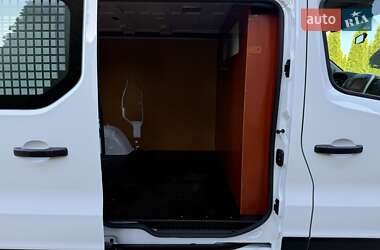 Грузовой фургон Renault Trafic 2021 в 